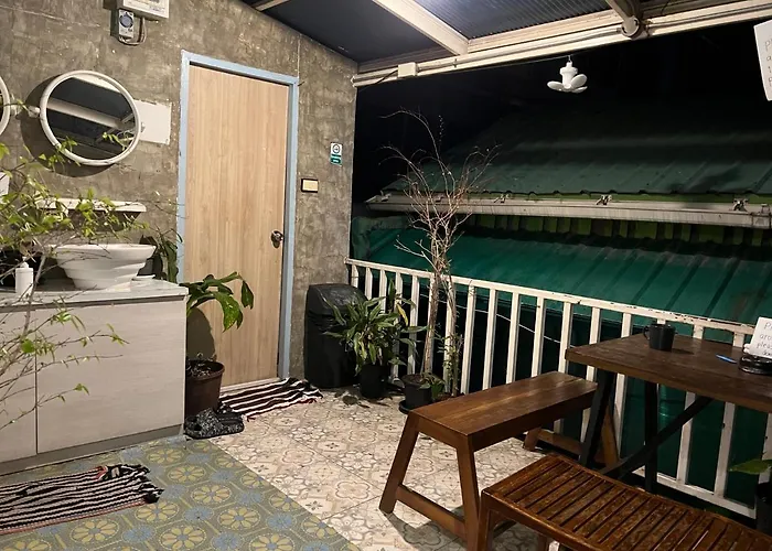 Baan Chanasongkram Hostal Bangkok