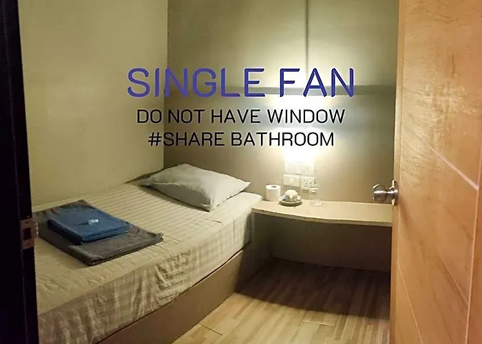 Baan Chanasongkram * Bangkok