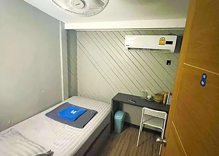 Baan Chanasongkram *