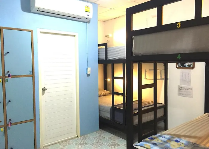 Baan Chanasongkram Hostal Bangkok