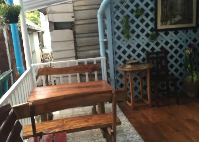 Hostal Baan Chanasongkram Bangkok